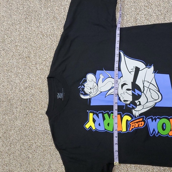 Tom and Jerry T-Shirt NWOT - Picture 4 of 5
